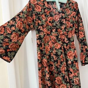 Floral Long Sleeve Dress – Black & Coral – Tie Back Waist – Size M/L Dress